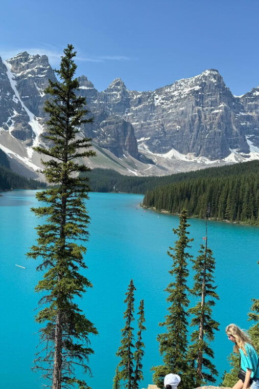 banff-lake-louise-moraine-emerald-johnston-canyon-tour