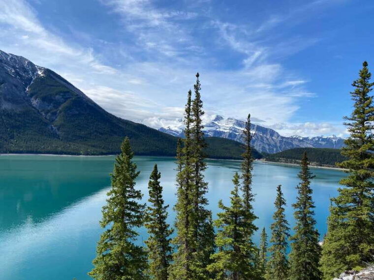 banff-private-guided-nature-walk-transportation-2-5h