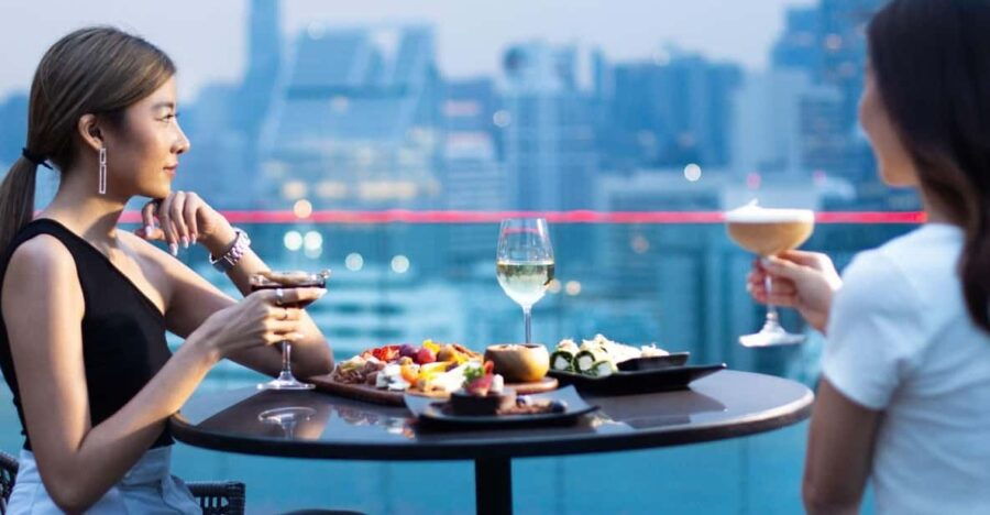 bangkok-redsquare-rooftop-bar-at-novotel-sukhumvit-4