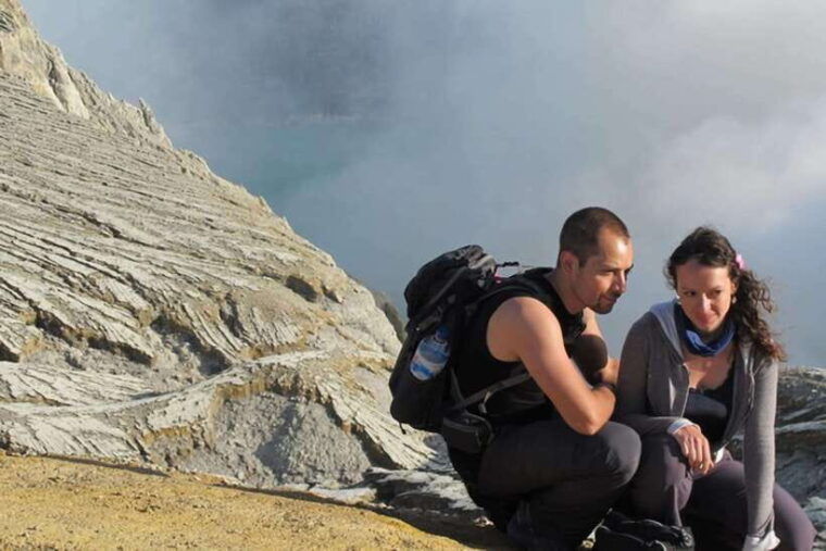 banyuwangi-ijen-blue-fire-tour-with-transfer-services