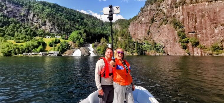 bergen-bergen-fjord-by-zodiac-or-pontoon-boat