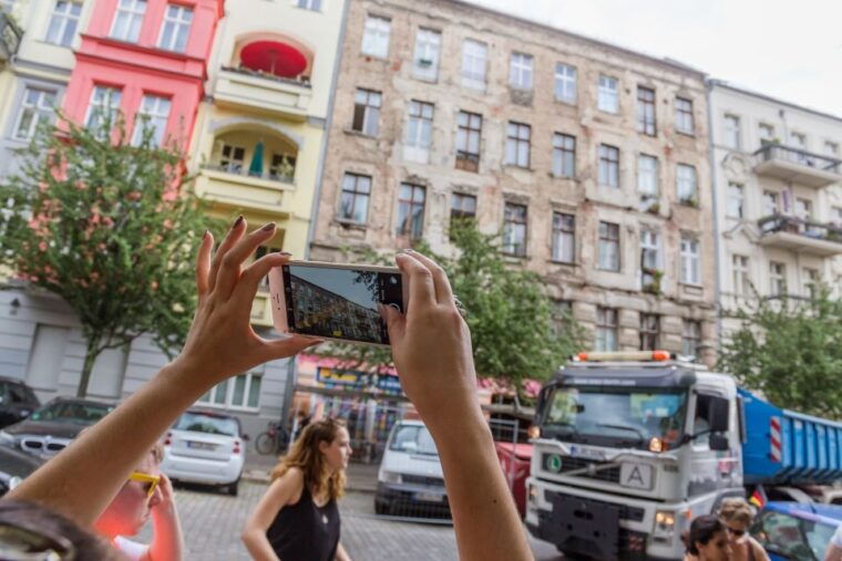 berlin-alternative-bike-tour-of-kreuzberg-friedrichshain