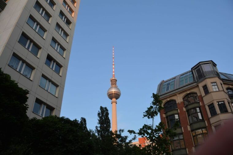 berlin-hackesche-hofe-courtyards-walking-tour