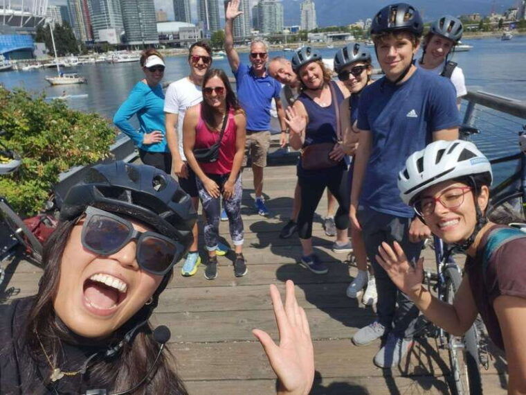 bike-vancouver-city-granville-island-gastown