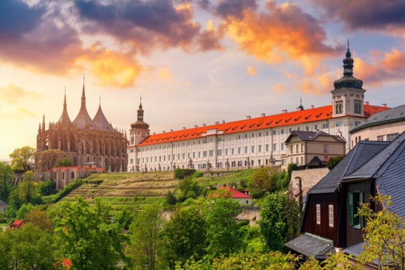 bone-church-and-kutna-hora-private-tour-from-prague