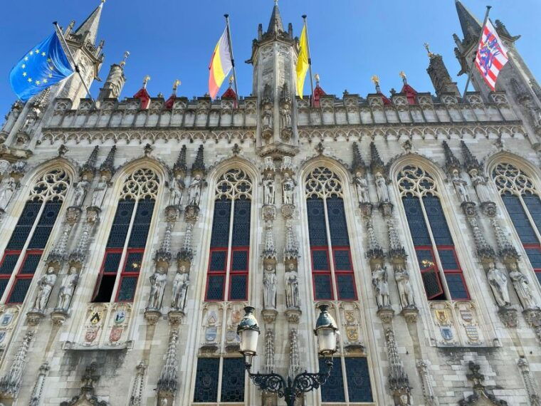 bruges-guided-walking-tour-stories-mysteries-and-people