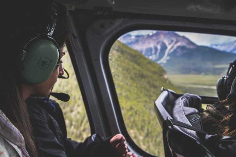 canadian-rockies-combo-helicopter-tour-and-horseback-ride