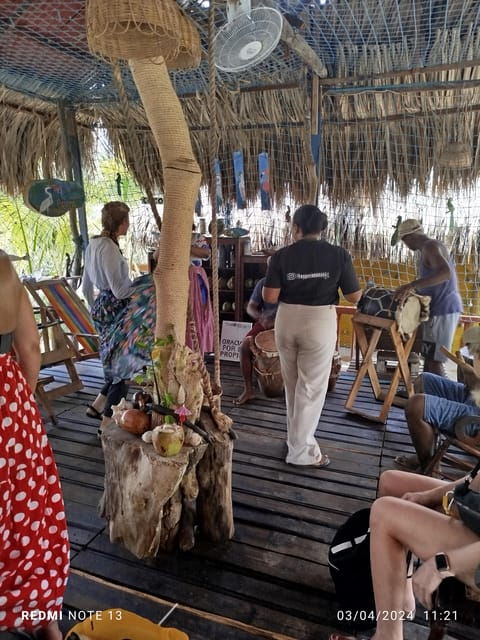 cartagena-fishermens-island-in-the-mangroves-by-canoe
