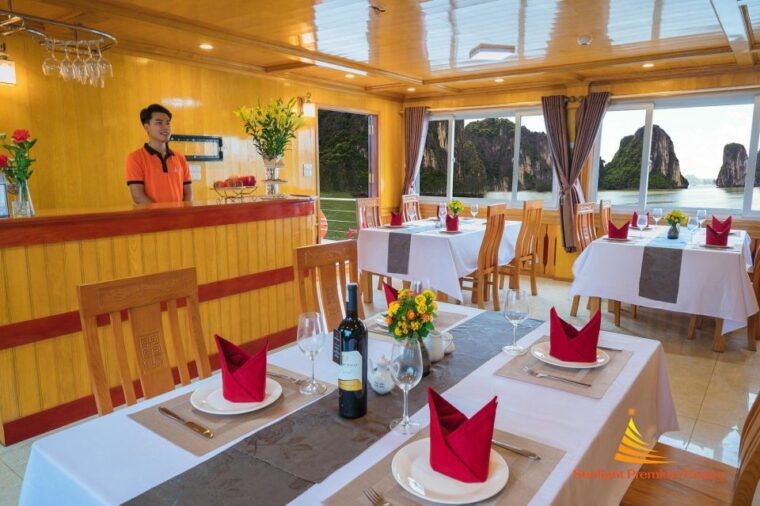 cat-ba-lan-ha-bay-cruise-2-days-1-night-kayak-swimbiking