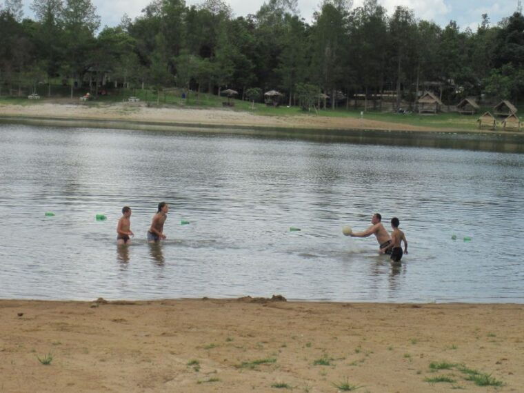 chiang-mai-24-km-leisure-cycling-swim-lake-huay-tueng-tao