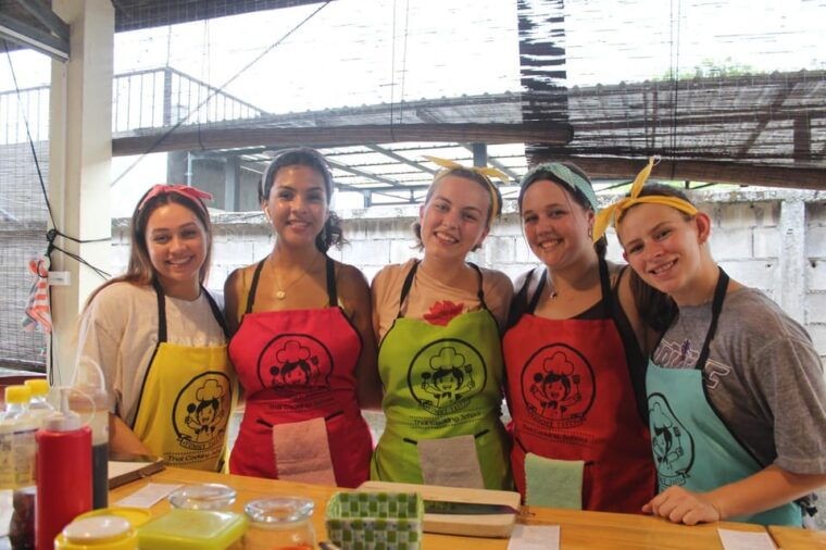 chiang-mai-half-day-evening-cooking-class-with-market-tour