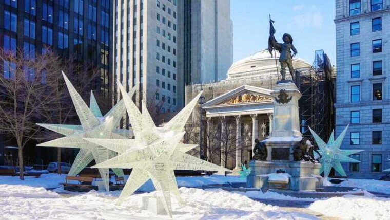 christmas-magic-old-montreal-walking-tour