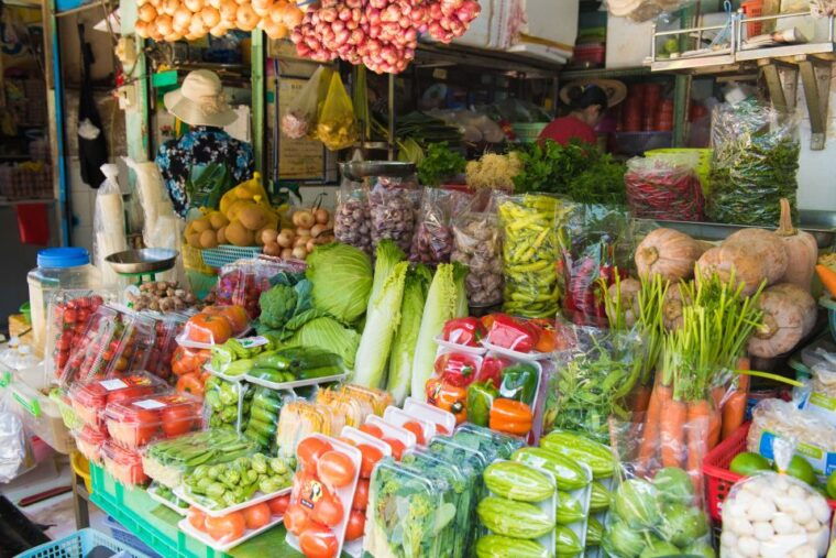 cooking-class-with-ben-thanh-market-visit