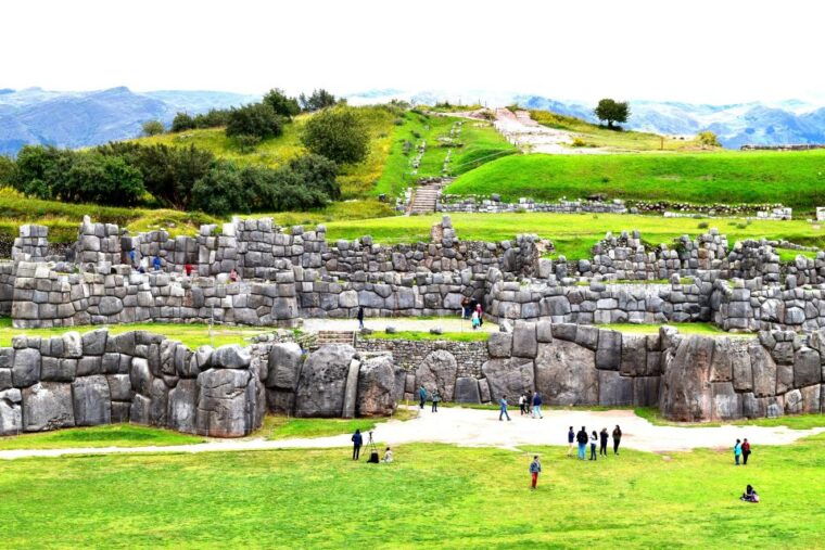 cusco-8-day-machu-picchu-and-puno-southern-treasures-tour