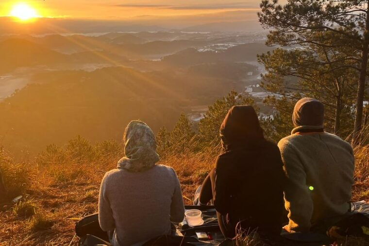 da-lat-chasing-the-sunrise-a-mini-trek-adventure