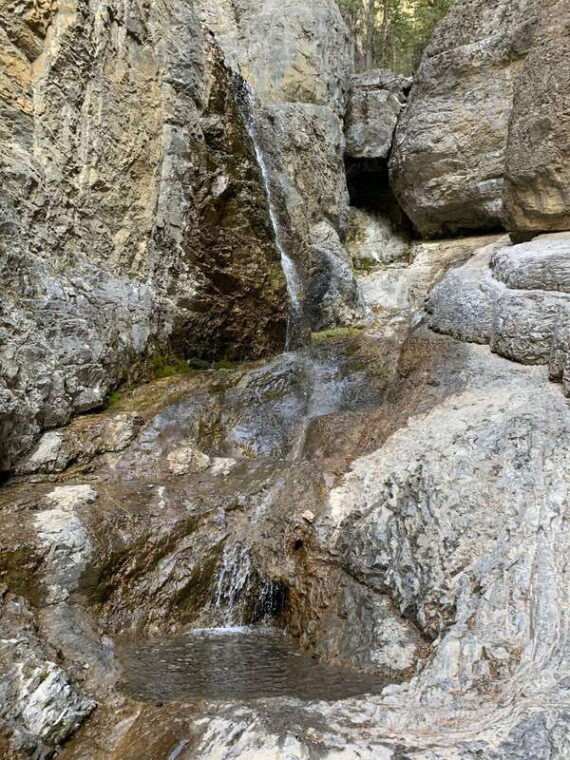 discover-ancient-pictographs-guided-canyon-hiking-tour-3h