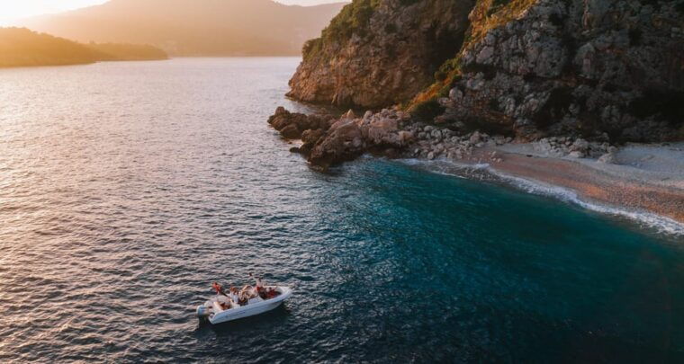 dubrovnikelaphiti-islands-and-caves-private-speedboat-tour