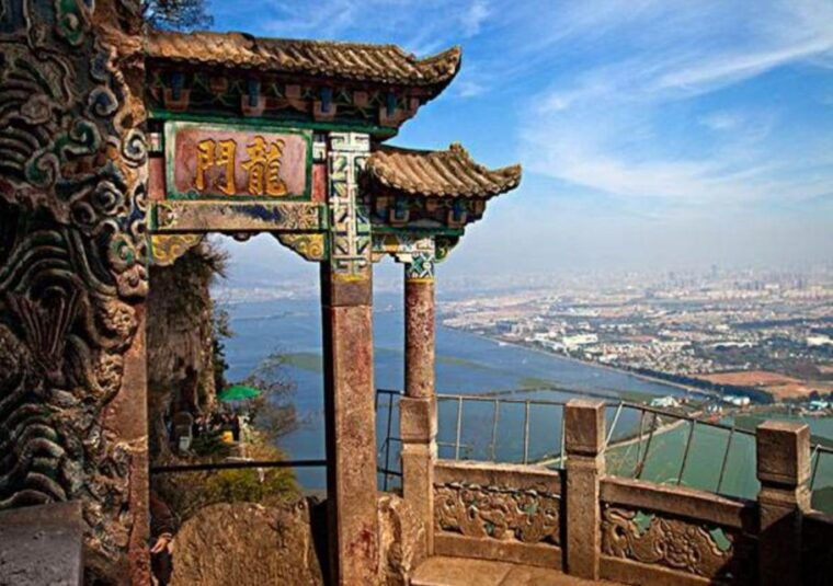 essences-of-kunming-downtown-day-tour