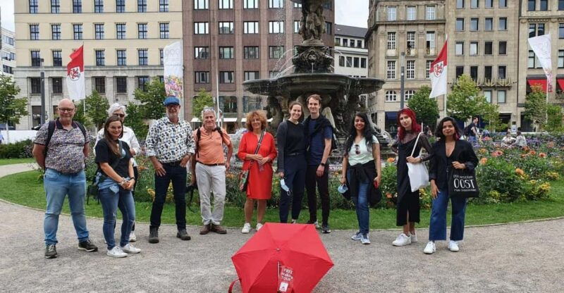 explore-dusseldorf-with-passionate-tour-guides