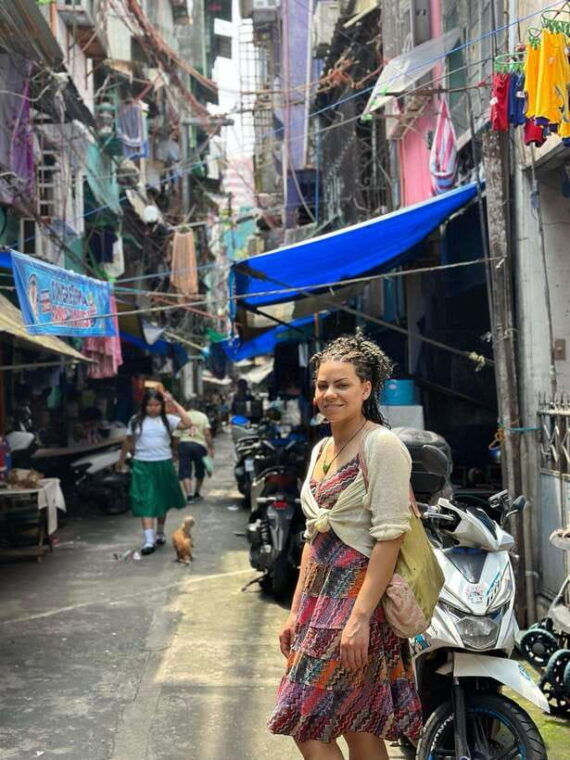 explore-manila-slums-and-hidden-market