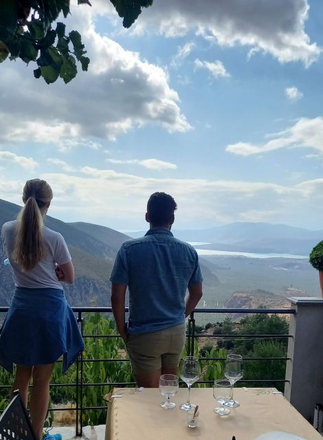 feel-ancient-thermal-spa-visit-delphi-leonidas-%e2%84%a8oo-spa%ca%80tan