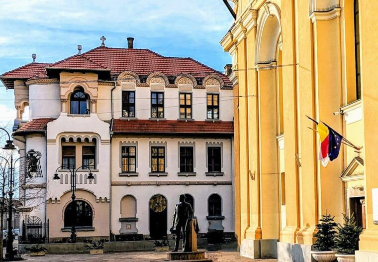 food-wine-and-sightseeing-tour-in-oradea-romania
