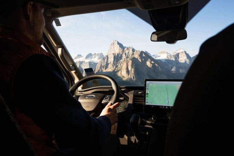 from-canmore-banff-moraine-lake-sunrise-experience