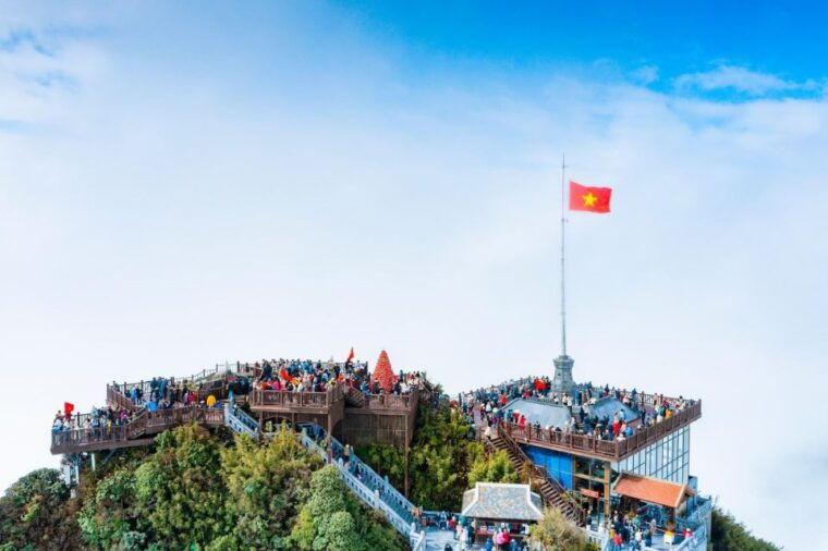 from-hanoi-2-day-sapa-fansipan-and-muong-hoa-valley-tour-2