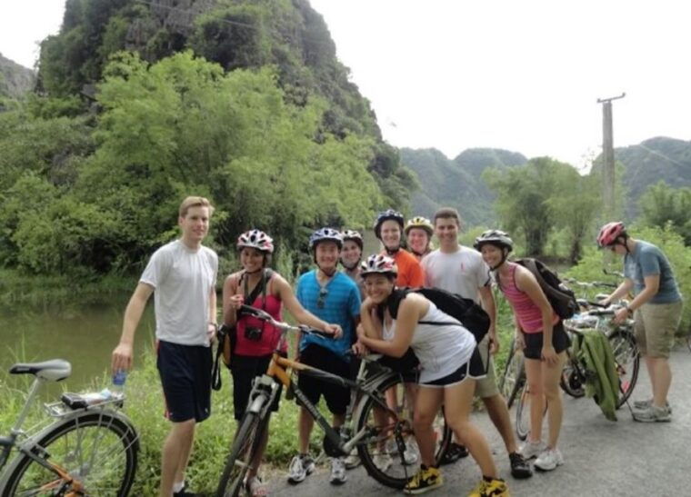 from-hanoi-hoa-lu-hang-mua-hike-tam-coc-boat-and-lunch