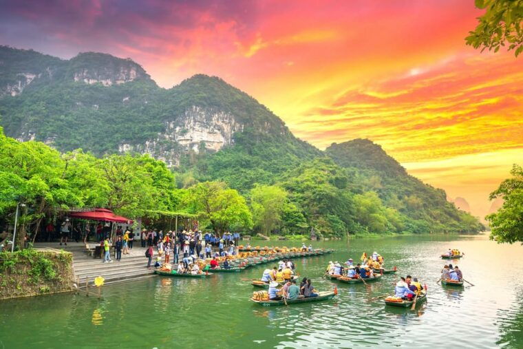 from-hanoi-ninh-binh-day-tour-by-luxury-d-car-max-11-pax