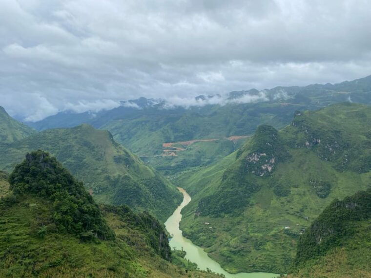 from-hanoi-sapa-ha-giang-3-day-loop-tour-with-easy-rider
