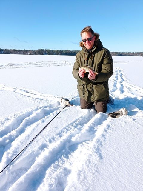 from-helsinki-bodom-lake-ice-fishing-with-food-drinks