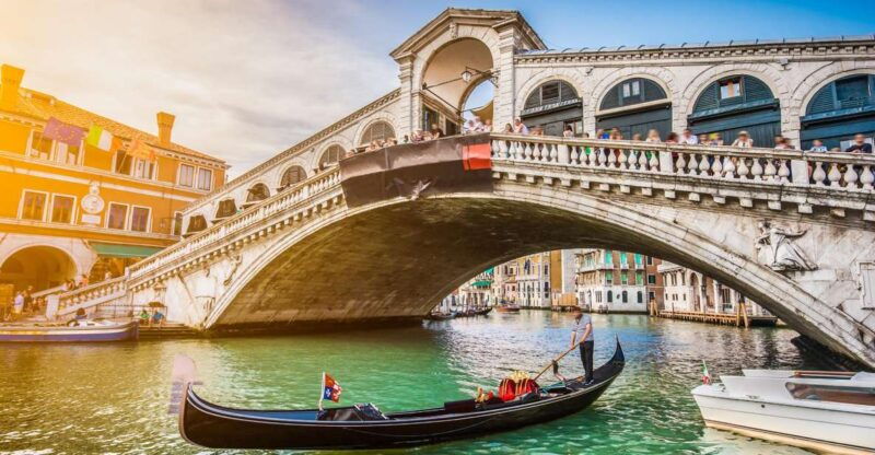 from-lake-garda-full-day-guided-group-tour-of-venice