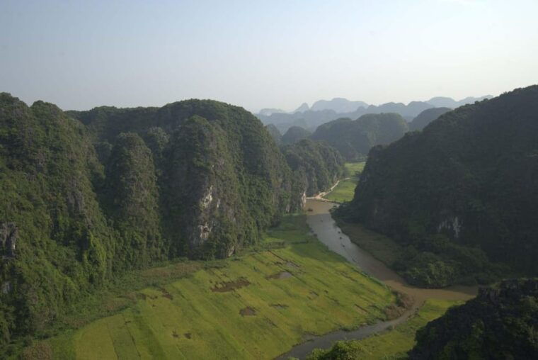 from-ninh-binh-hoa-lu-trang-an-mua-cave-full-day