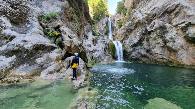 from-omis-zadvarje-extreme-canyoning-on-the-cetina-river