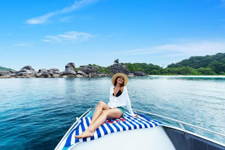 from-phuket-similan-islands-snorkeling-trip-by-speedboat