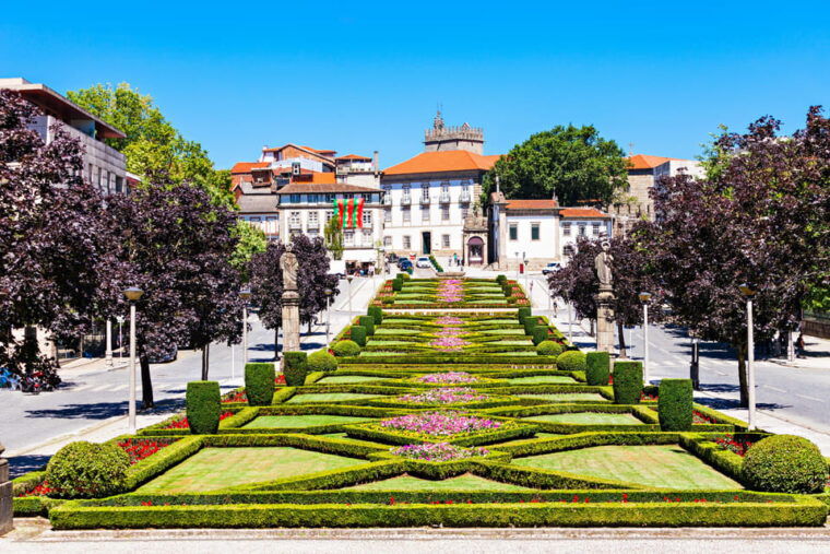 from-porto-braga-and-guimaraes-full-day-trip