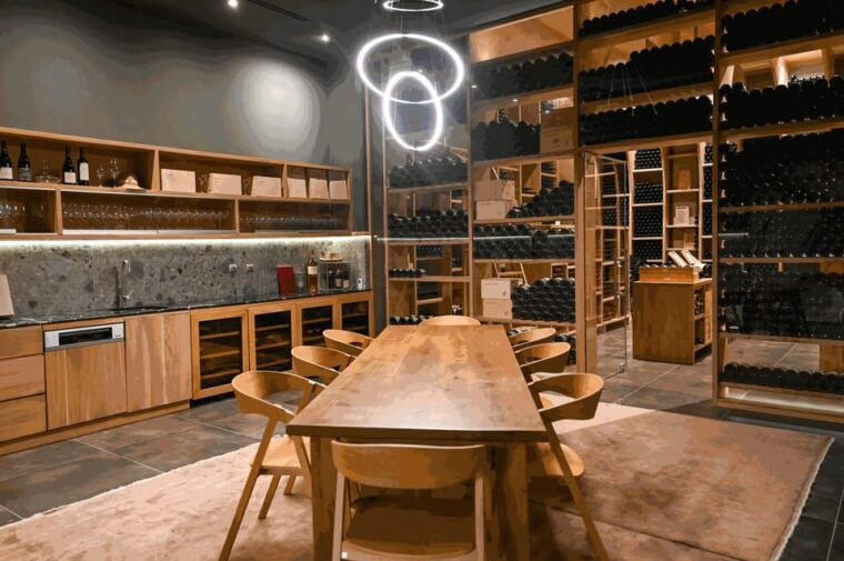 from-thessaloniki-pella-edessa-naousa-wine-tasting