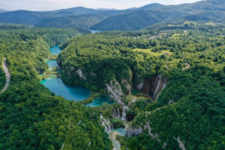 from-zadar-round-trip-transfer-to-plitvice-lakes