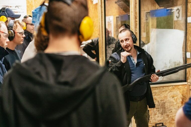 gdansk-extreme-gun-shooting-experience-with-transfers