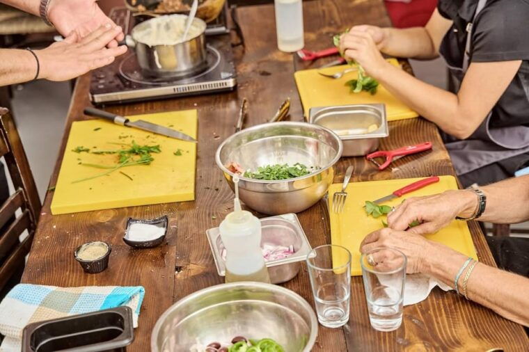 greek-cuisine-cooking-class-in-santorini-2