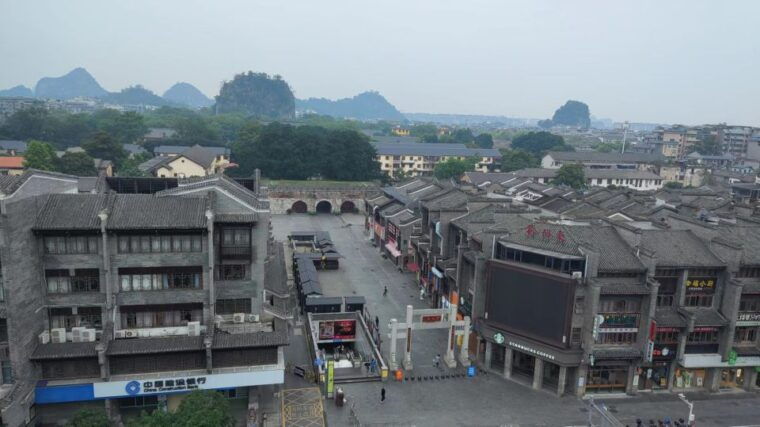 guilin-private-full-day-city-tour-with-fubo-hill