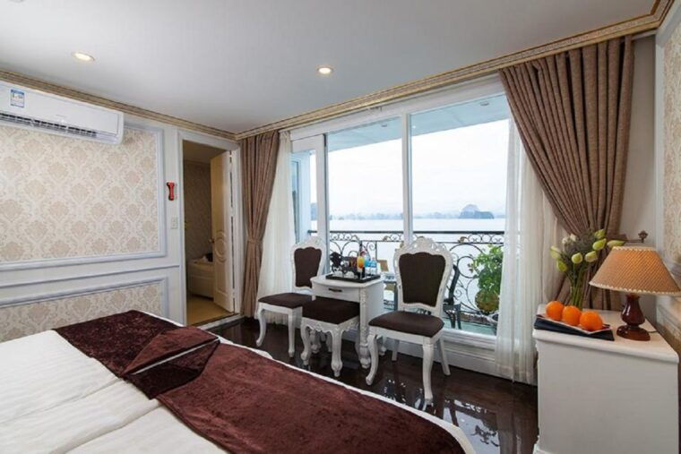 ha-long-bay-luxury-cruise-2-day-with-all-activities-guide