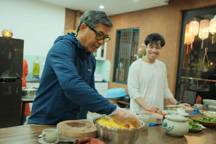 hands-on-hanoi-cooking-class-with-market-tour-free-wines