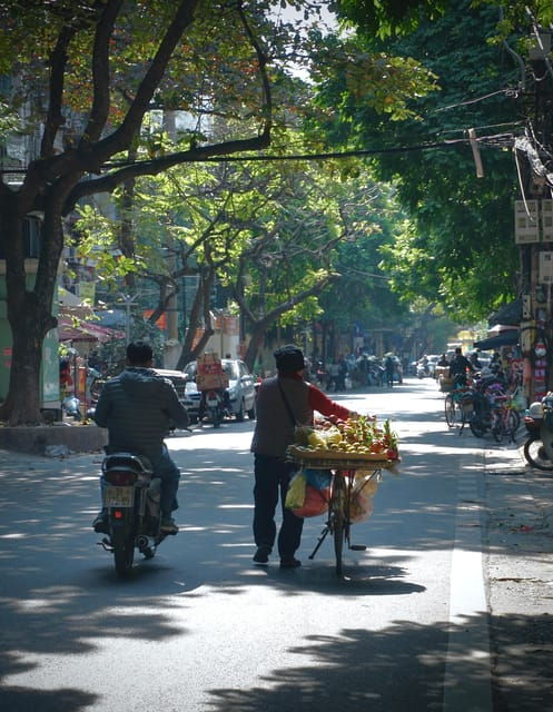 hanoi-explore-backstreets-local-life