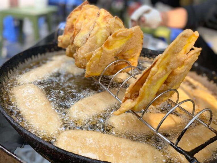 hanoi-vietnamese-street-food-tour-with-egg-coffee