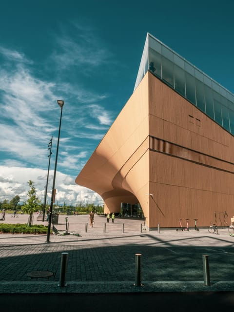helsinki-architectural-highlights-guided-walking-tour