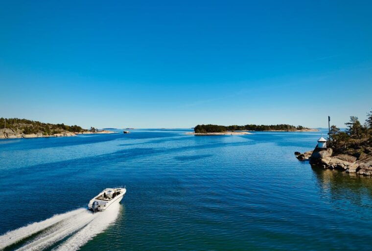 helsinki-private-boat-tour