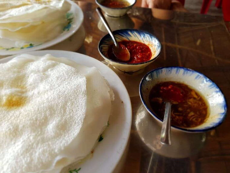 hoi-an-half-day-biking-through-hoi-ans-culinary-delights