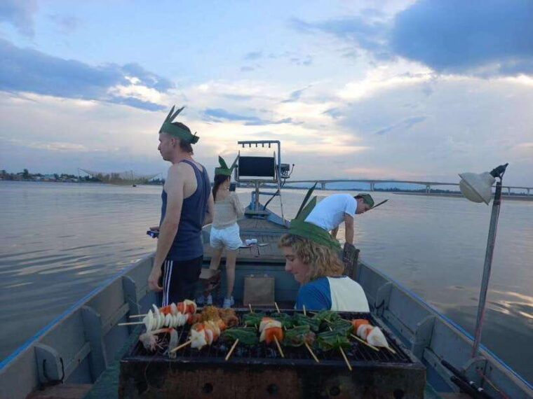 hoian-fishing-bbq-sunsent-cruise